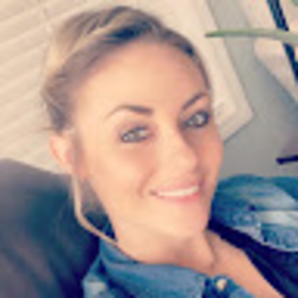 Meet your Posher, Christina